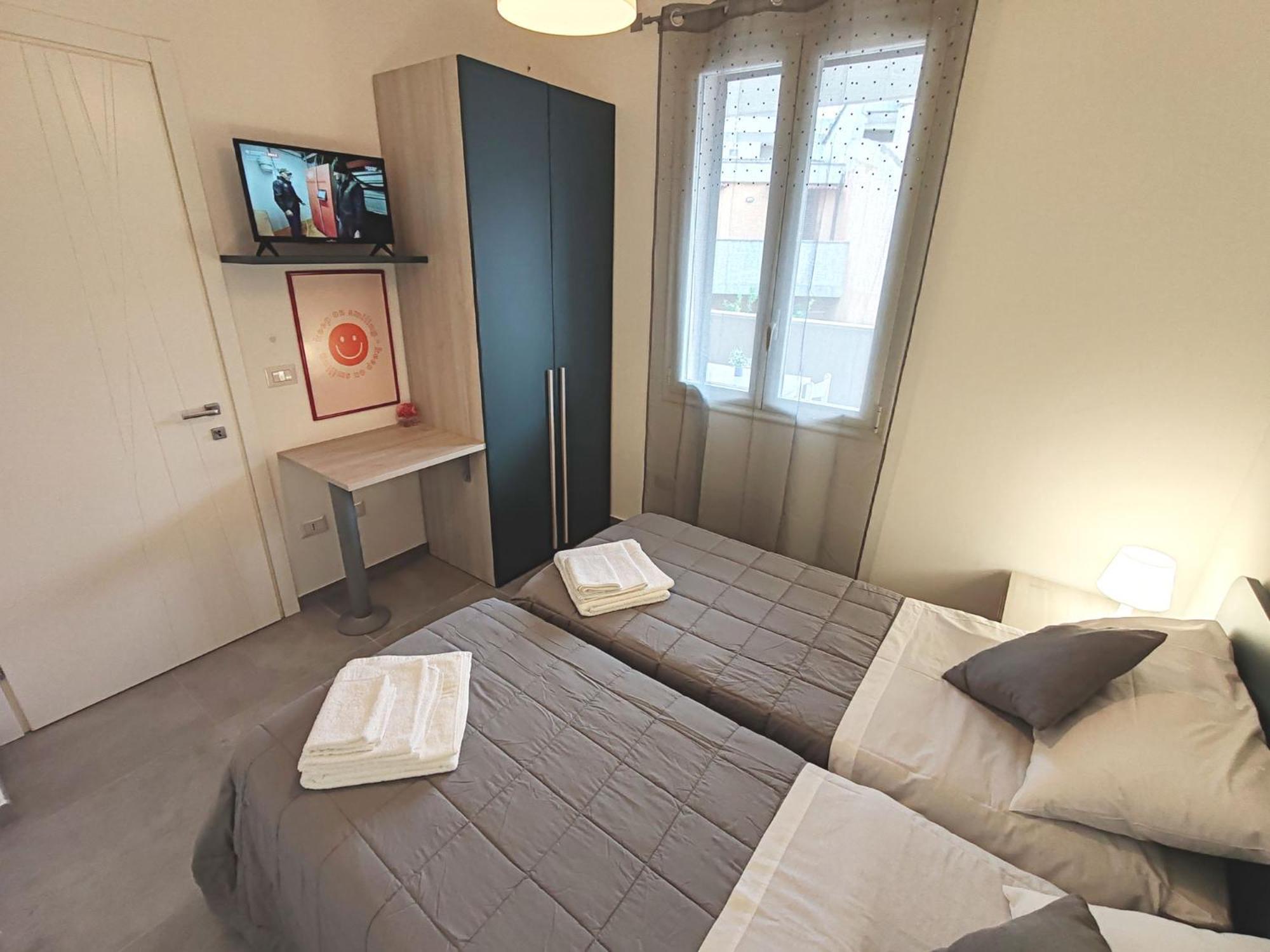 La Dama Di Loto Apartment Lecce Bagian luar foto