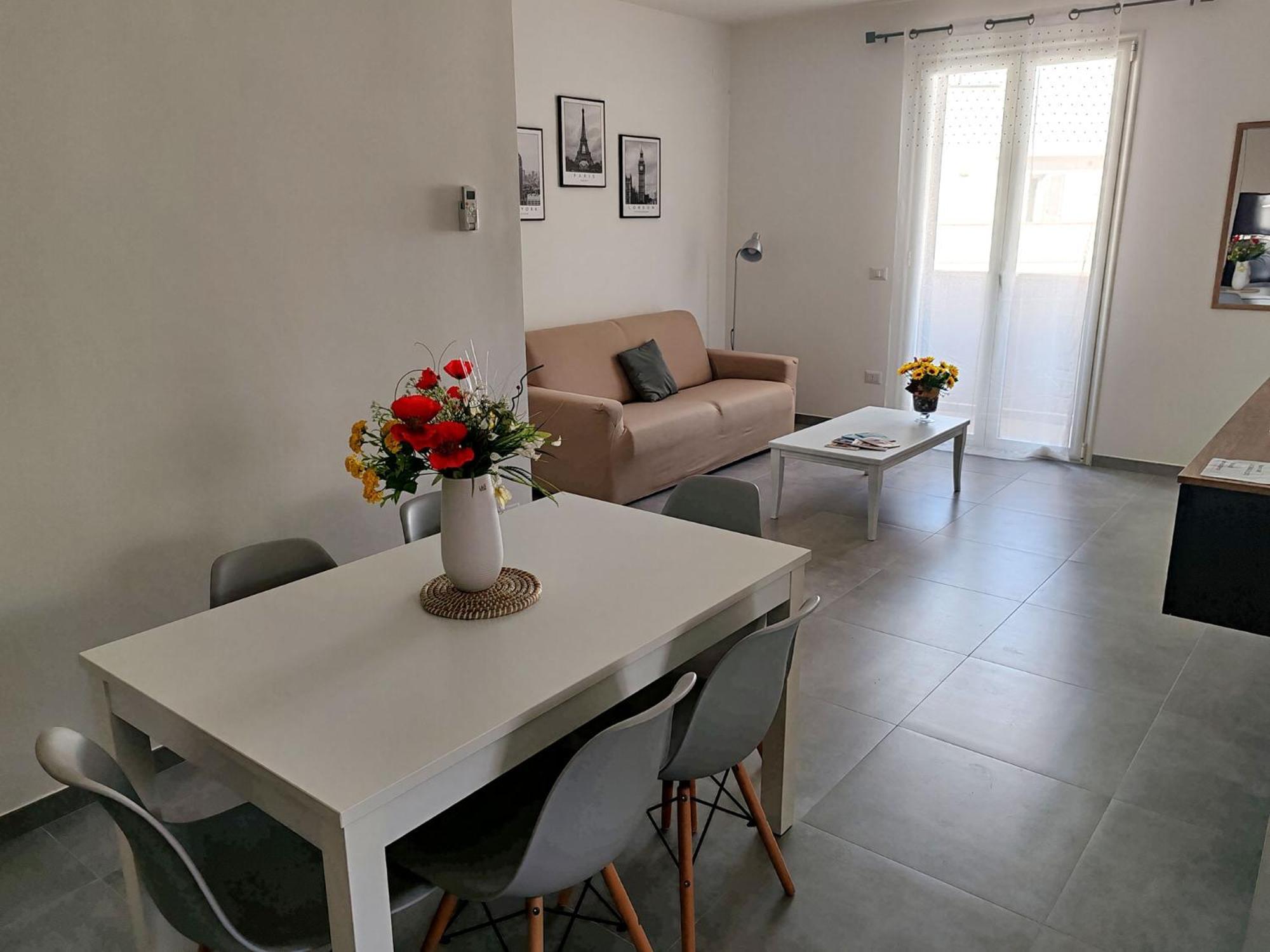 La Dama Di Loto Apartment Lecce Bagian luar foto
