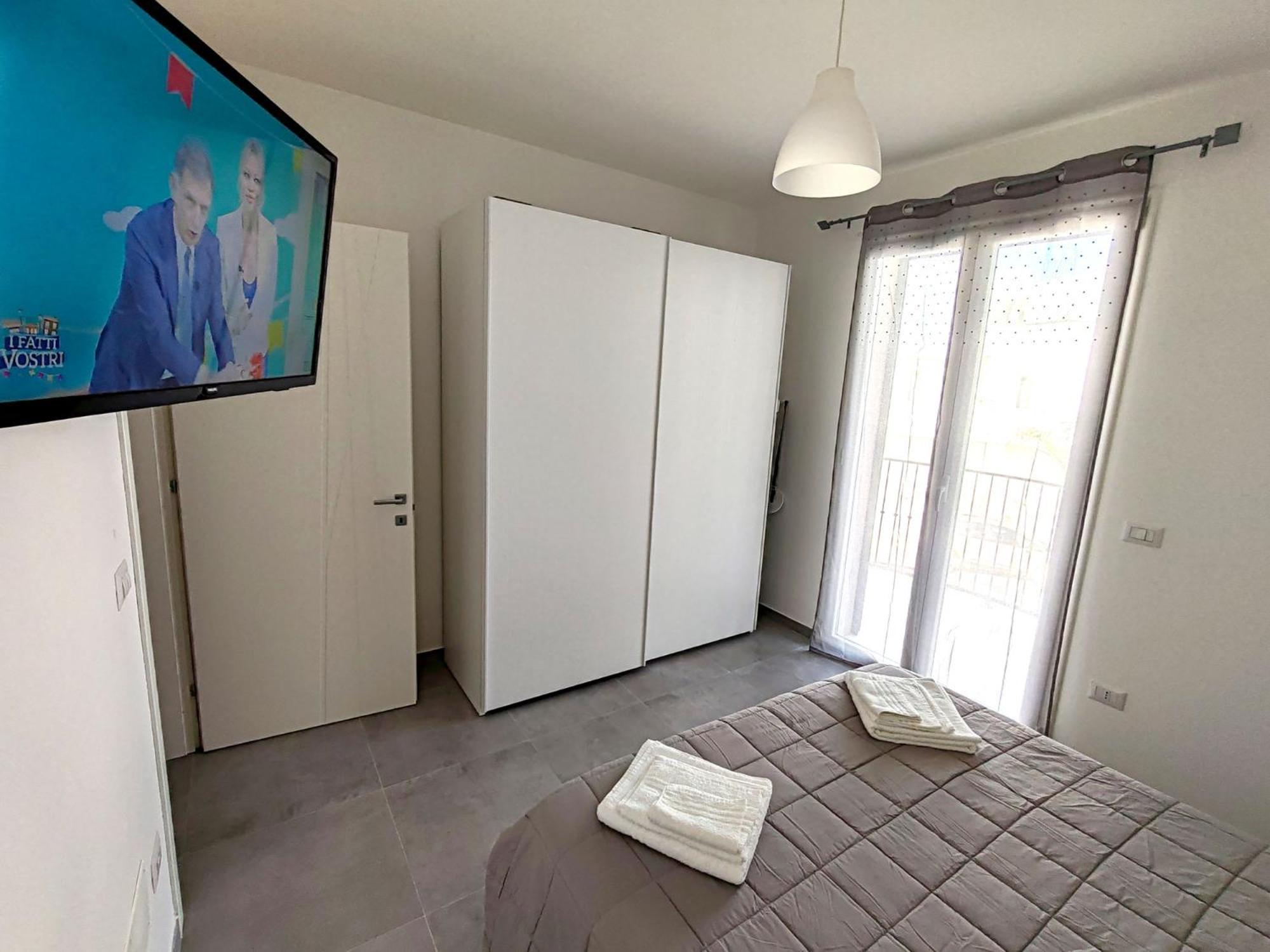 La Dama Di Loto Apartment Lecce Bagian luar foto